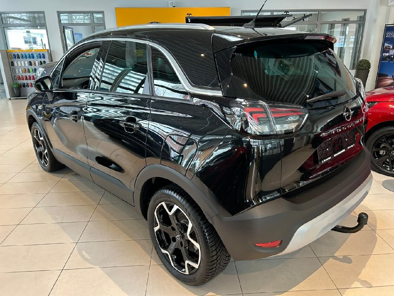 Fahrzeugabbildung Opel Crossland Elegance