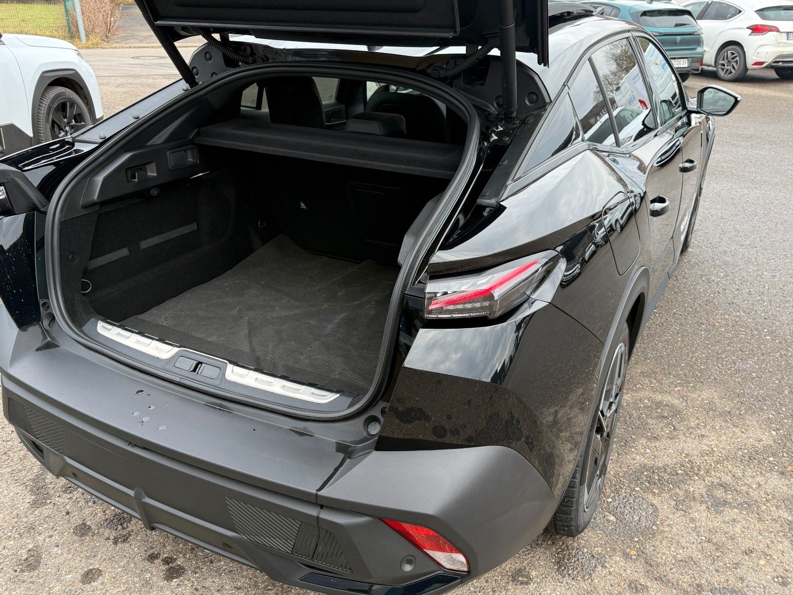 Peugeot 408 - Bild 5