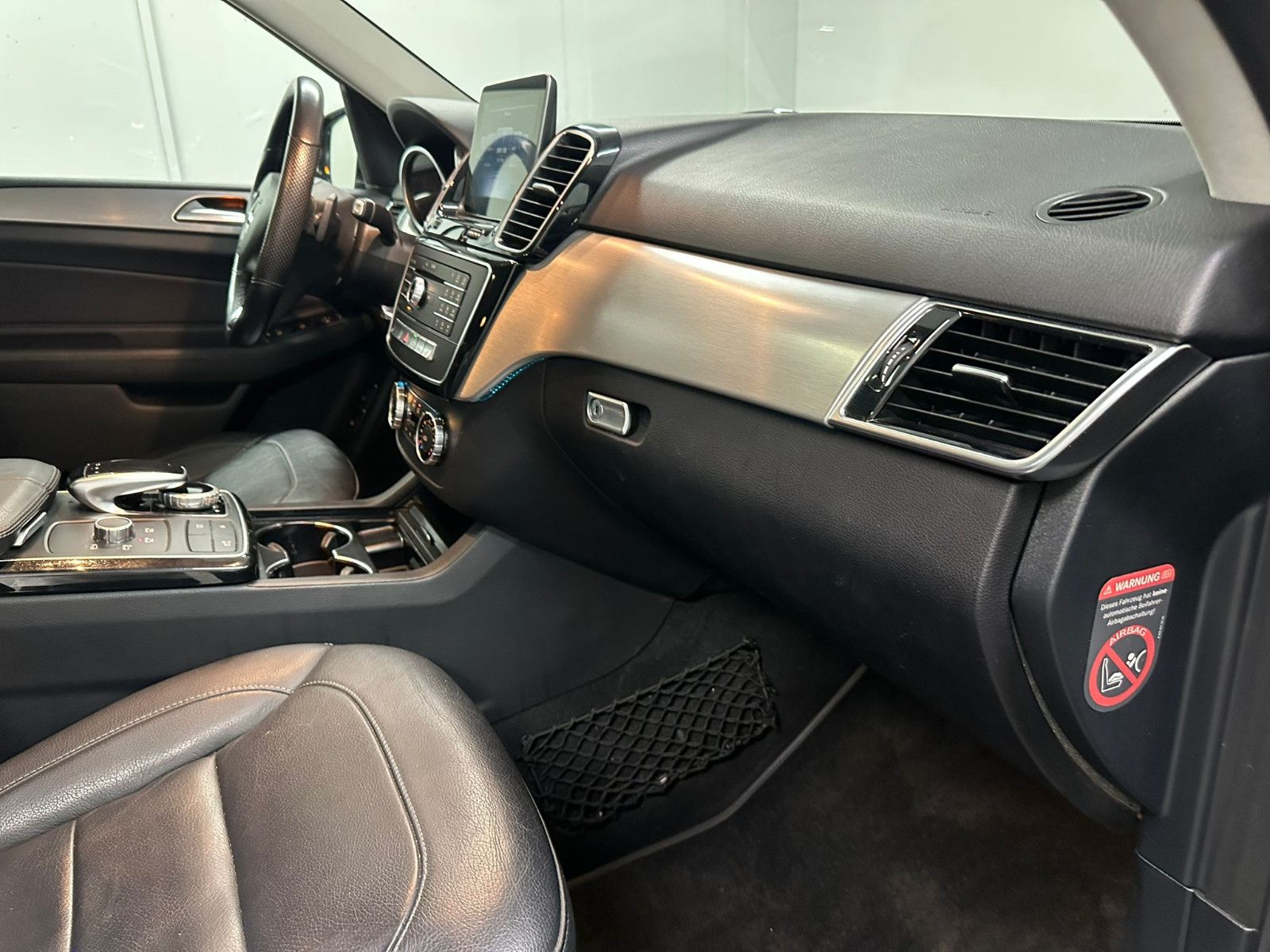 Fahrzeugabbildung Mercedes-Benz GLE 350 d 4MATIC *AHK*NAVI*IHC+*SCHIEBEDACH*LED