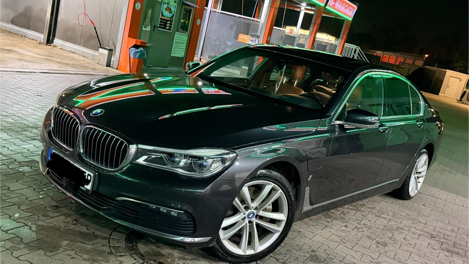 BMW 740