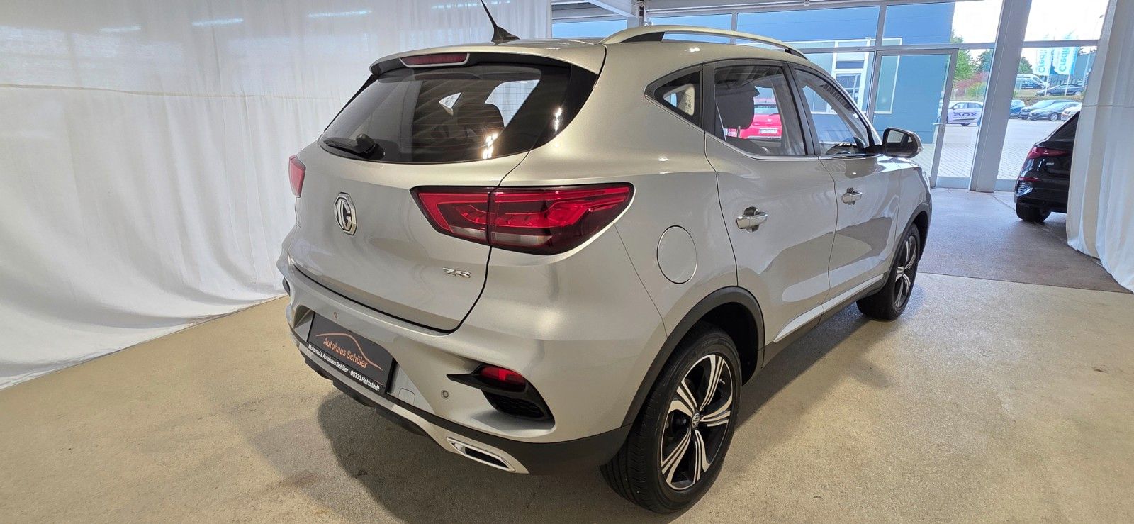 MG ZS