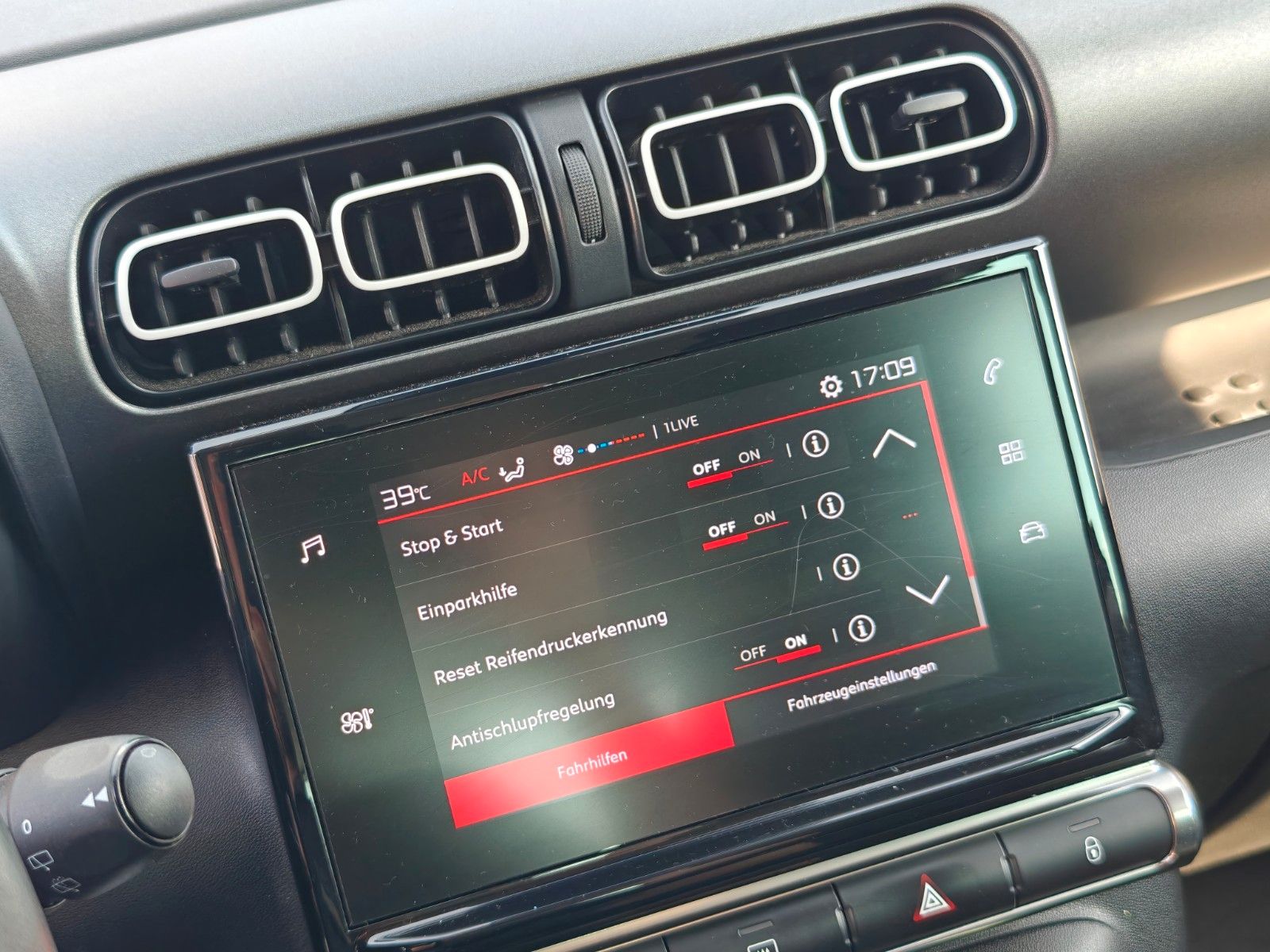 Fahrzeugabbildung Citroën C3 Aircross Feel - PDC, Spurassistent -