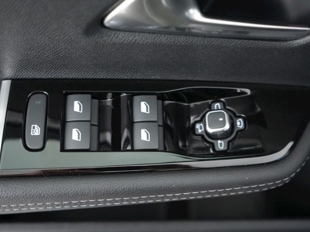 Astra L ST ULTIMATE AT+NAVI+360 GRAD KAMERA+SCHI