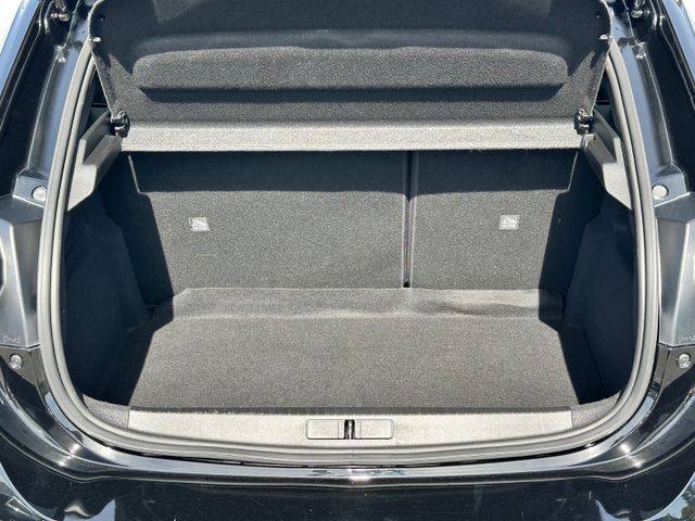 Fahrzeugabbildung Opel Corsa F 1.2 Turbo GS KlimaA,LED,Navi,SHZ,Kam.,LM