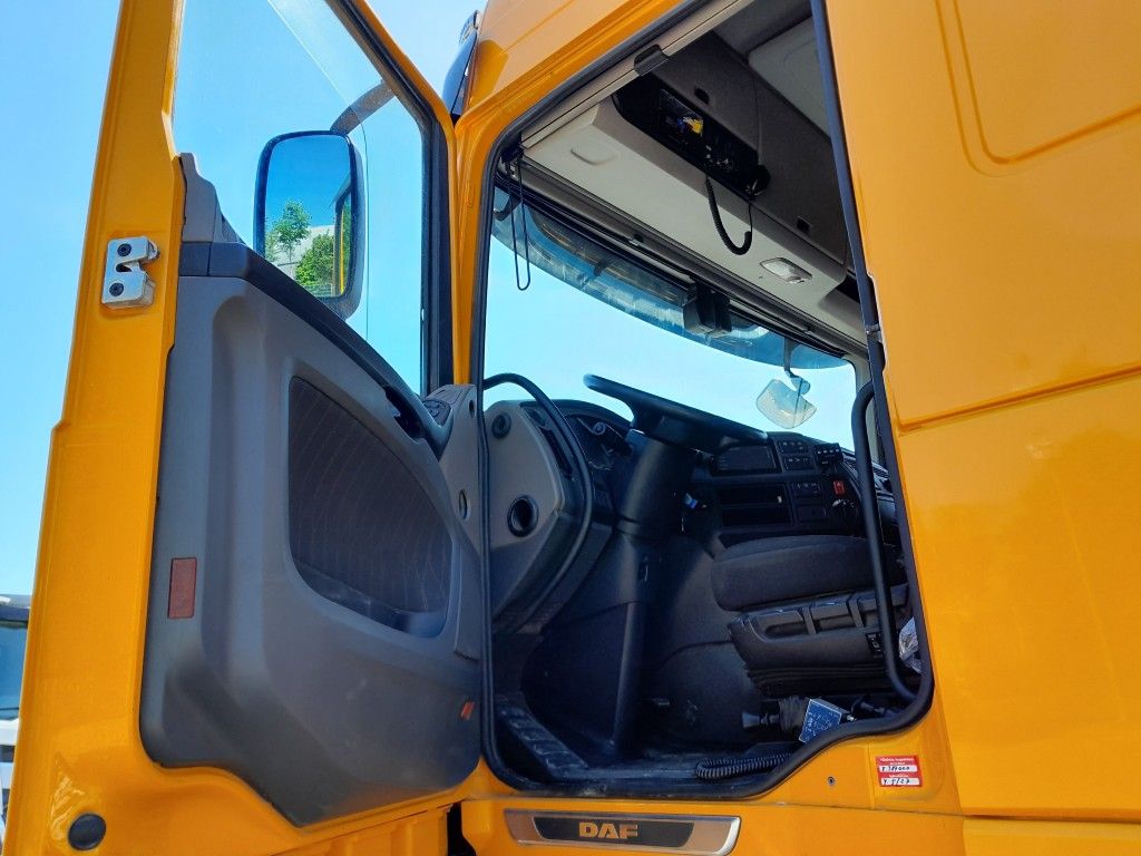Fahrzeugabbildung DAF FT XF 530 SC PXP, 4x4, Kipphydraulik
