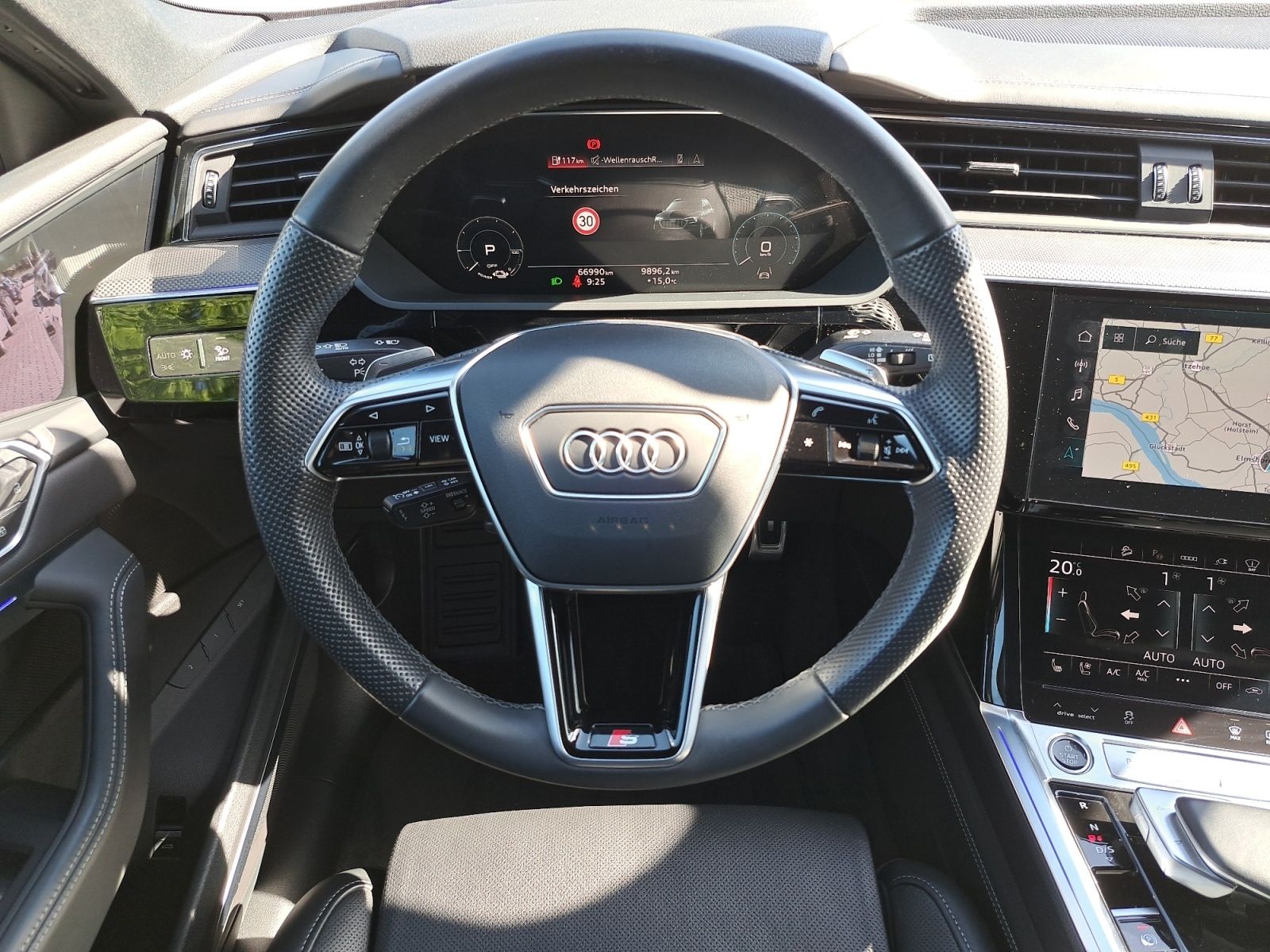 Audi Q8 e-tron - Bild 18
