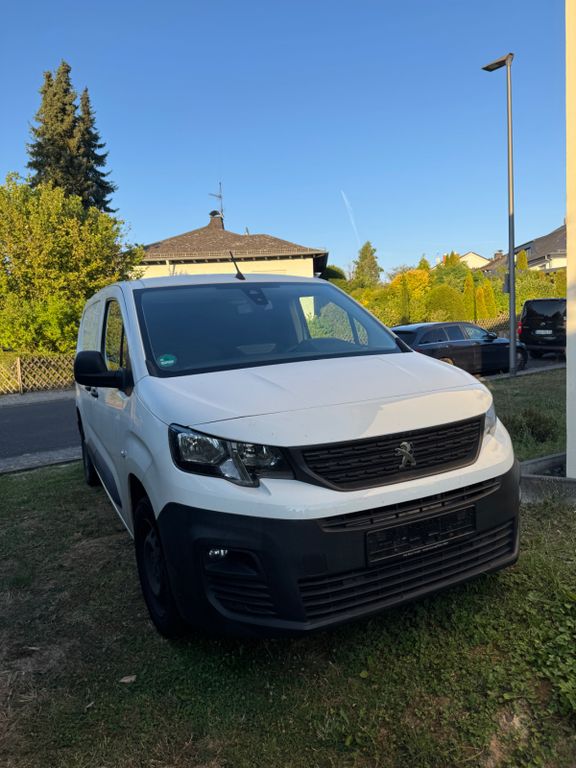Image of Peugeot Partner