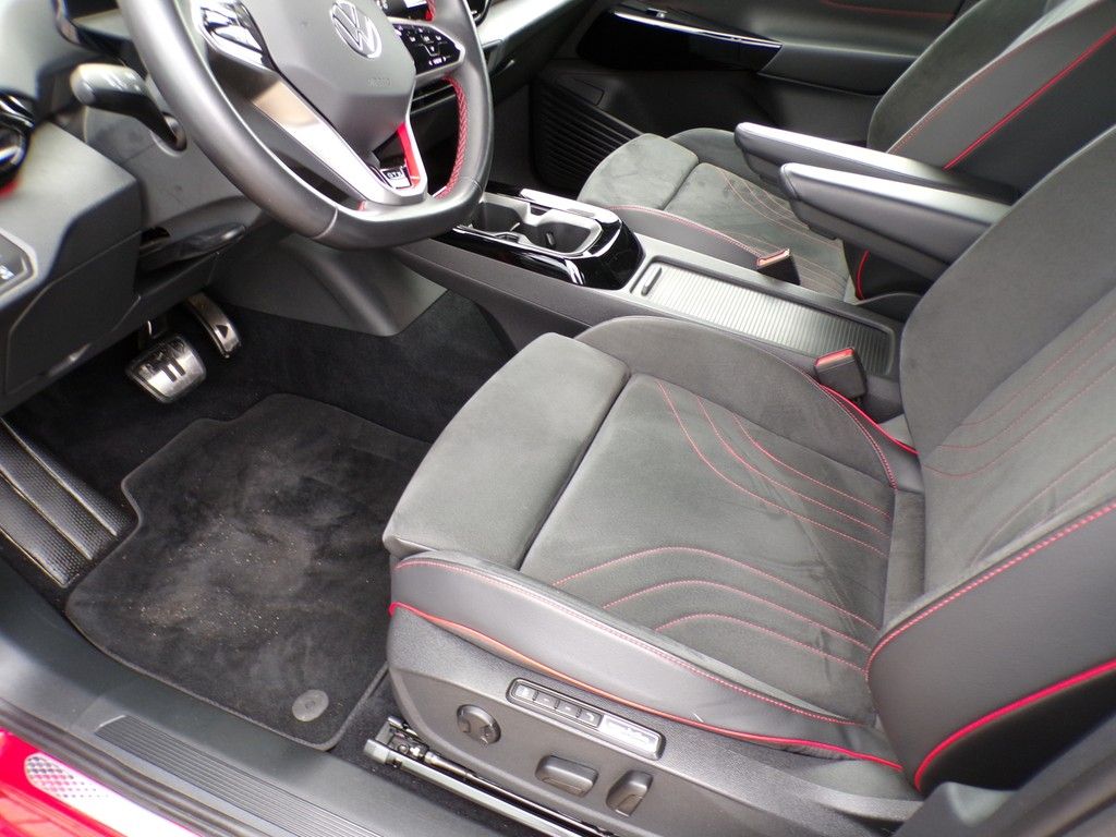 Fahrzeugabbildung Volkswagen ID.5 GTX 4Motion *AHK*PANO*AreaView*Head-Up*