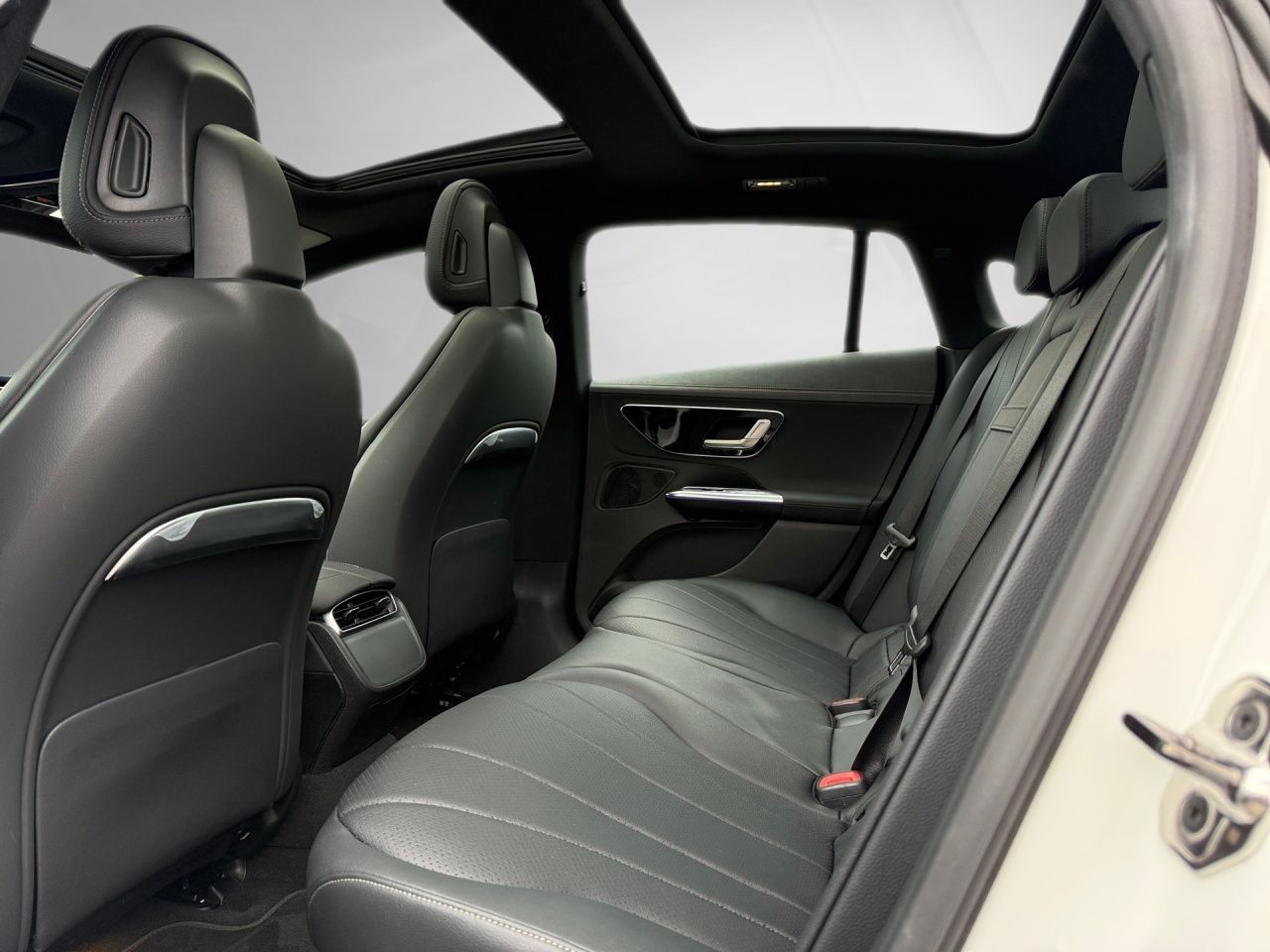 Mercedes-Benz EQE 300 Electric Art Pano Distronic Memory foto 16