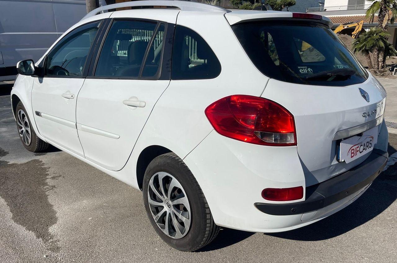 Renault Clio 2012 — interior