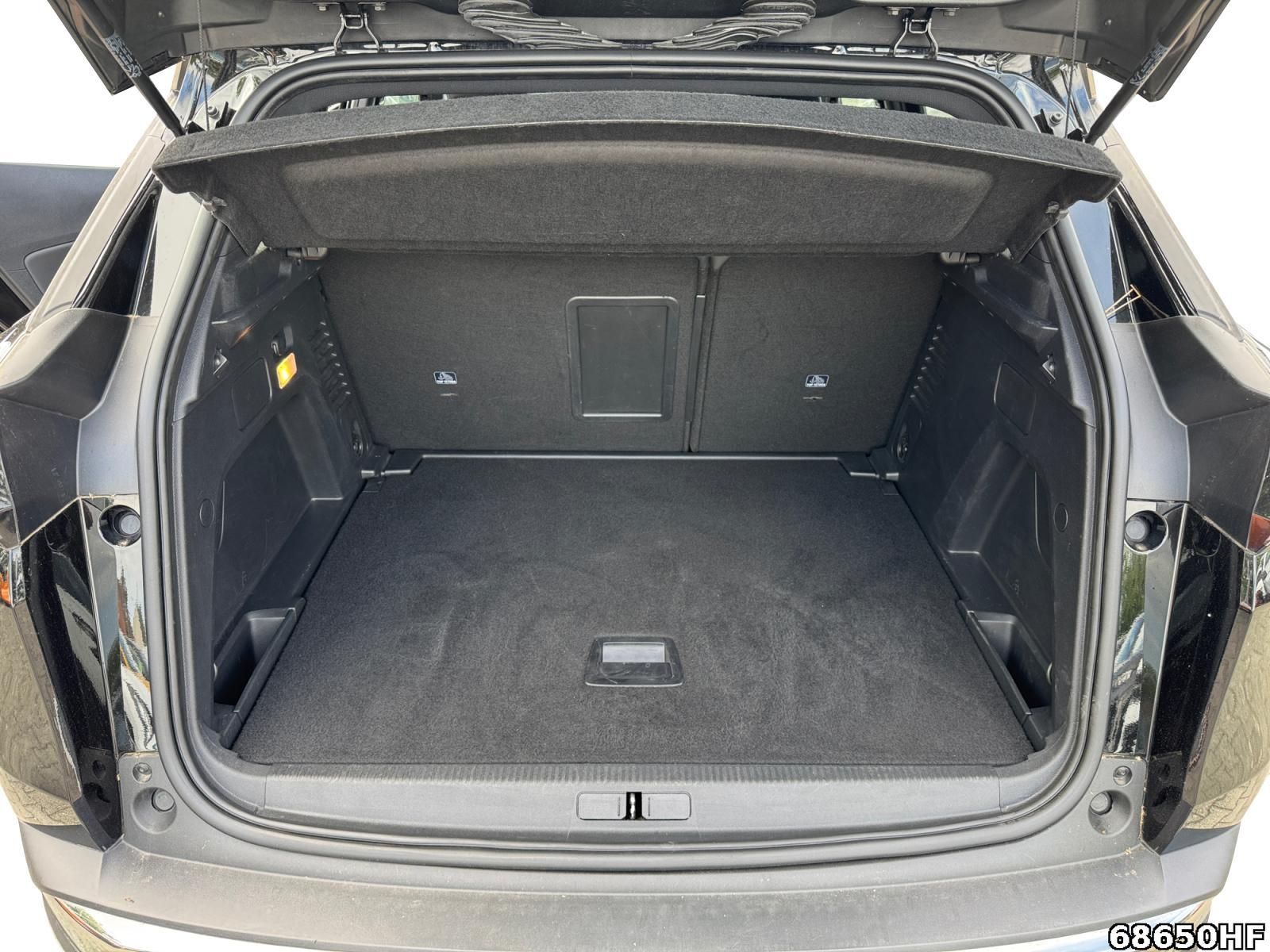 Fahrzeugabbildung Peugeot 3008 1.2 PureTech 130 Allure Pack (EURO 6d)