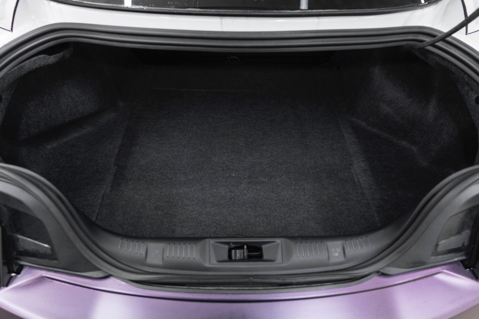 Fahrzeugabbildung Ford Mustang 5.0L V8 COYOTE KAM TOTW LED CARPLAY