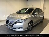 Nissan Leaf 40 kWh Anhängerkuppl. - Tekna - Leder, BOSE - silberne Nissan Leaf
