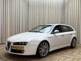 Alfa Romeo Alfa 159 Sportwagon 1.7 T TI *Schuifdak* CarPlay - Alfa Romeo 159 mit Benzin-Antrieb
