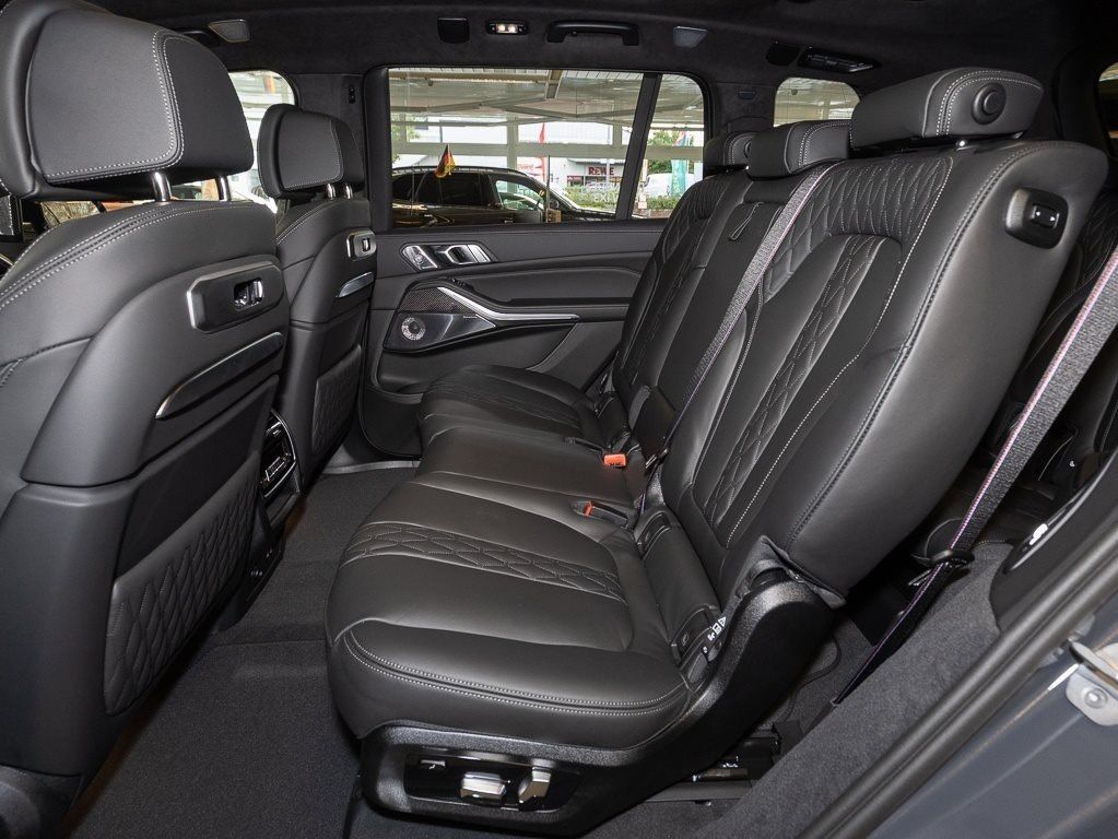 BMW X7 M60 - Bild 14
