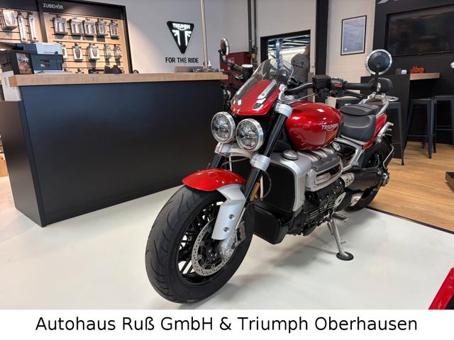 Triumph Rocket 3R mit viel Zubehör