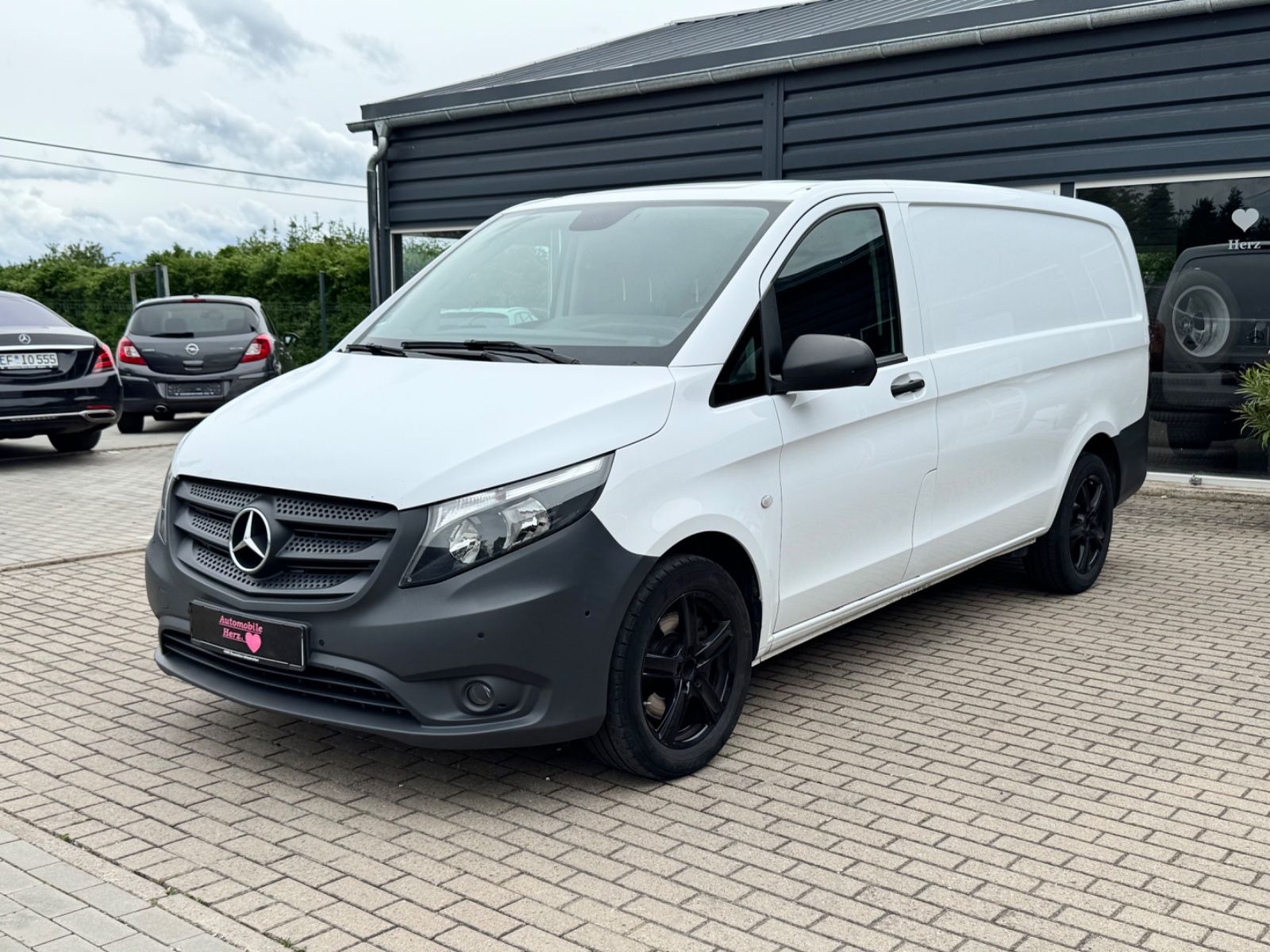MERCEDES-BENZ Vito Kasten 116 PRO*lang*AHK*Automatik*Klima