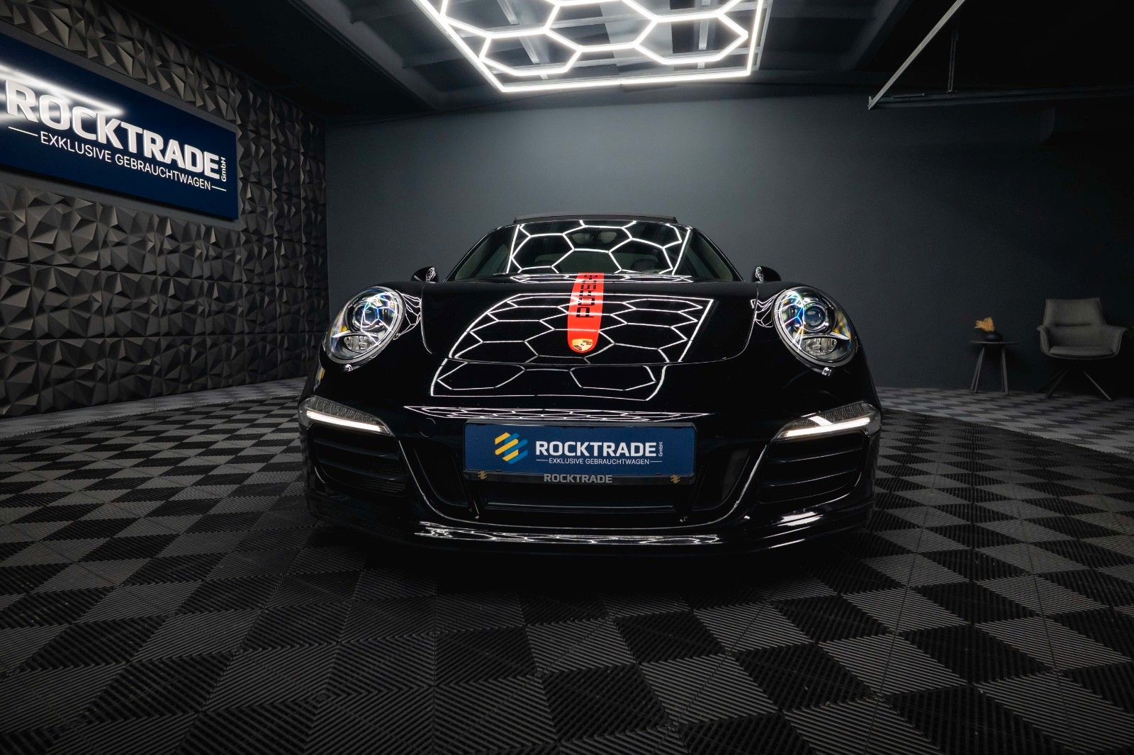 Fahrzeugabbildung Porsche 991 911 Carrera S GTS Black Design Chrono *Pano*