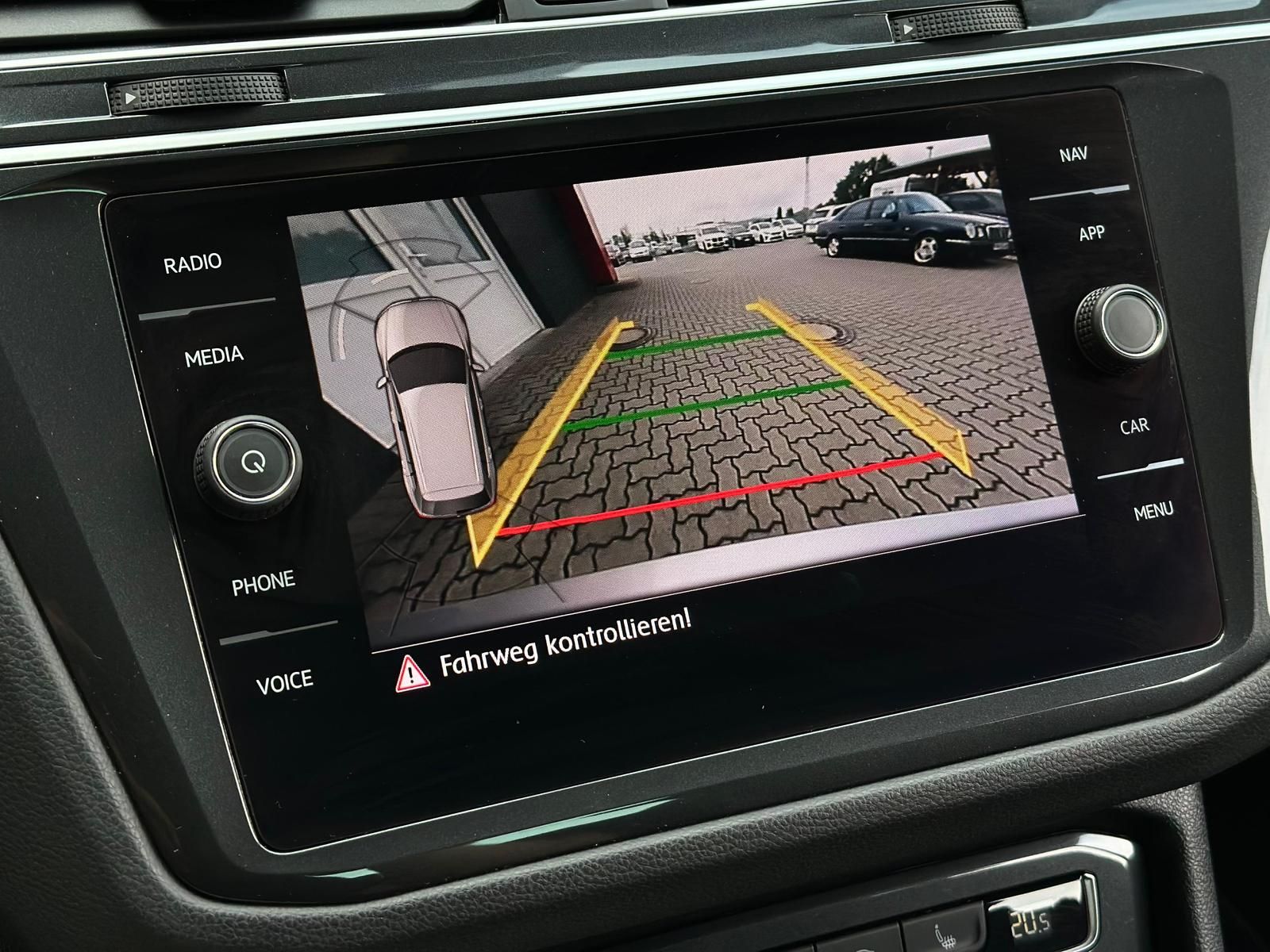 VW Tiguan 2.0TSI COMFORTLINE 4M* LED#ACC#HUD#SHZ#VC - Image 22