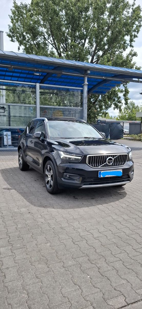 VOLVO XC 40