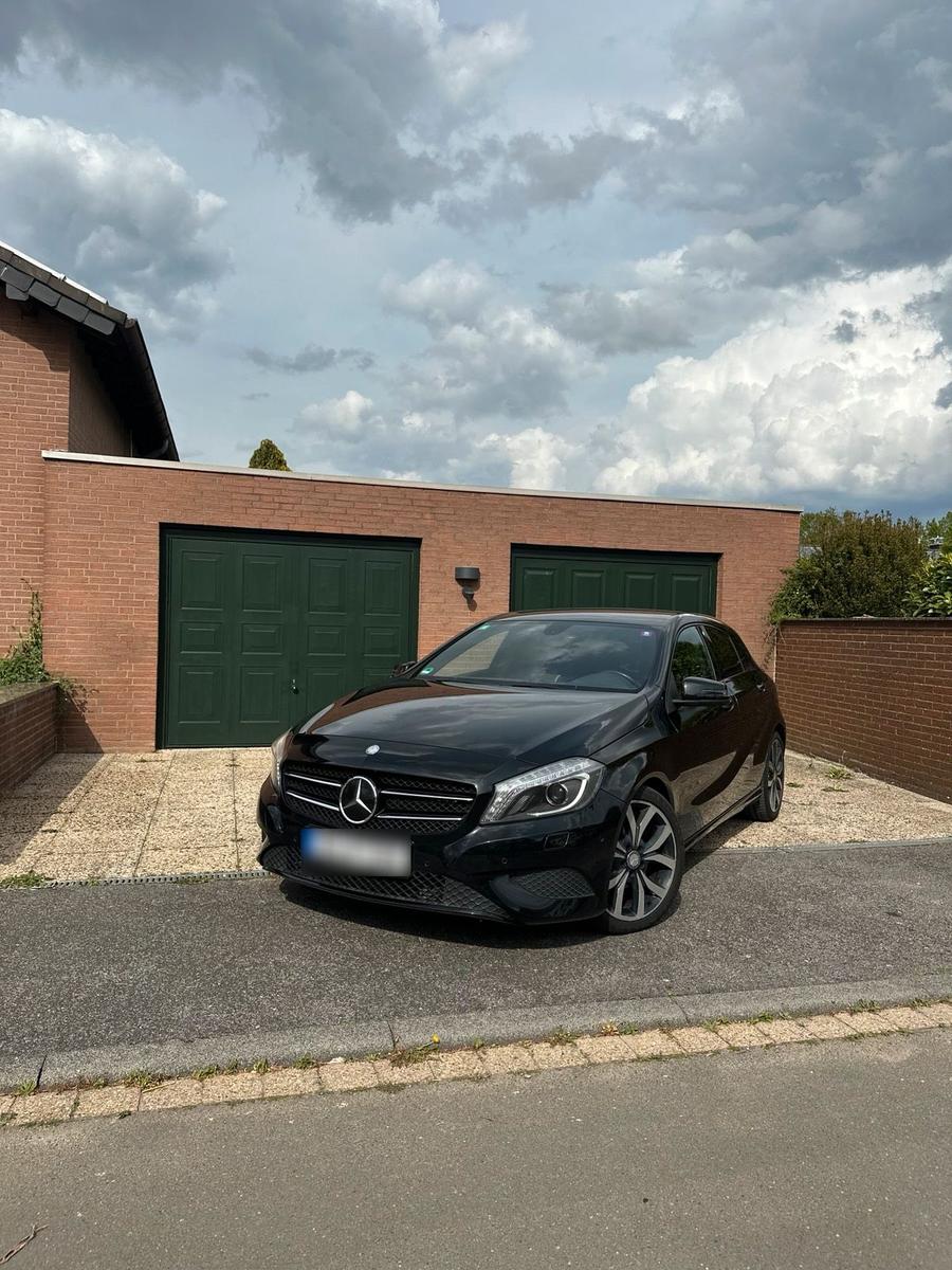 Mercedes-Benz A 180