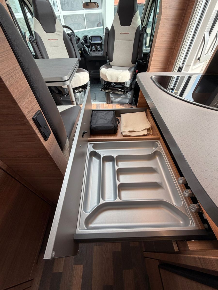 Fahrzeugabbildung Weinsberg CaraCompact EDITION PEPPER 600 MF