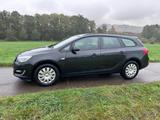 Opel Astra J Sports Tourer Edition 165ps Diesel 1. Hd - gebrauchte Opel Astra aus dem Jahr 2013