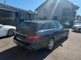 Mercedes-Benz E 350 E T-Modell E 350 CDI BlueEfficiency - Mercedes-Benz E 350: Cdi Blueefficiency