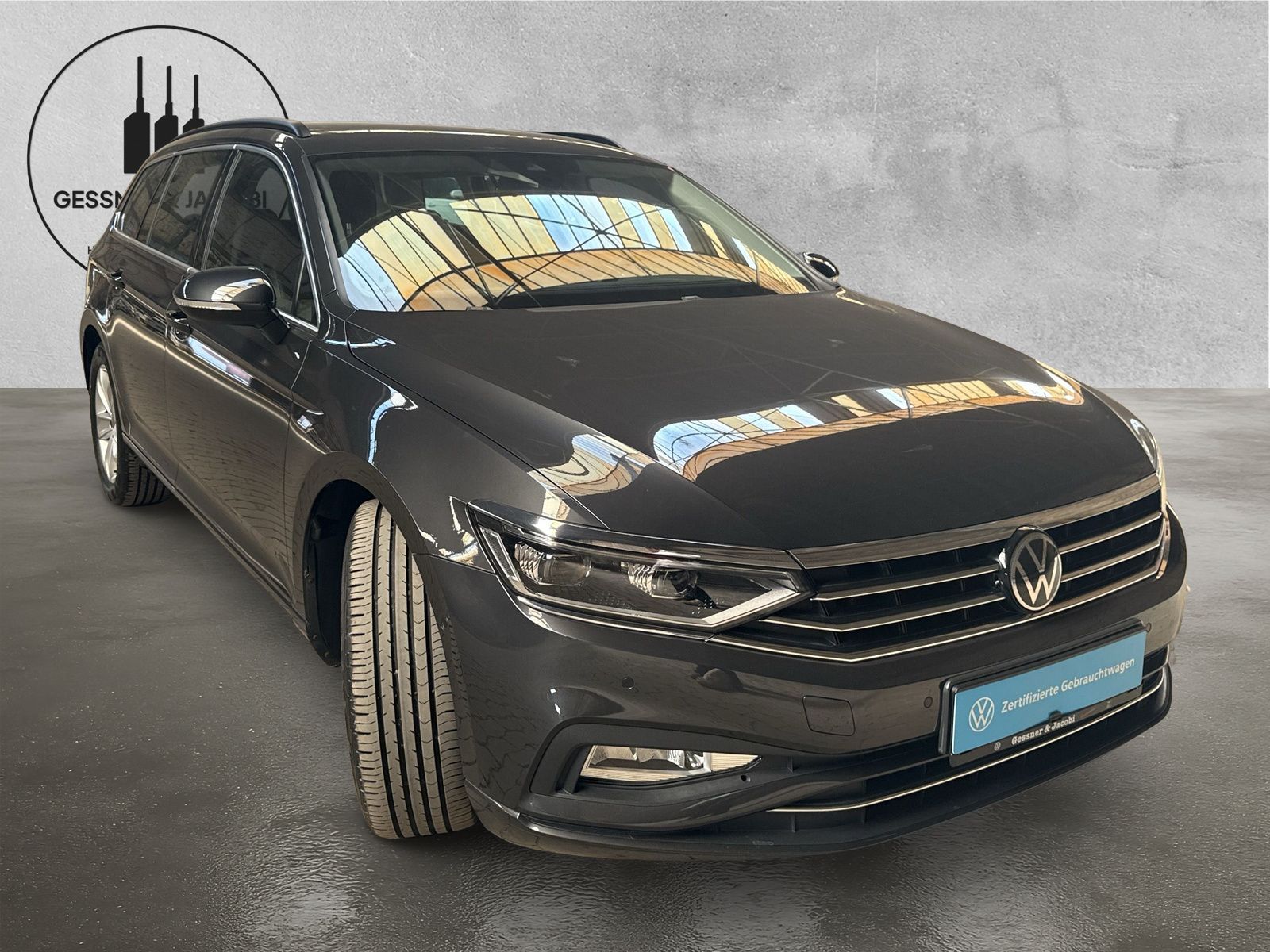 Fahrzeugabbildung Volkswagen Passat Variant 2.0 TDI Business AHK Kamera AppCo