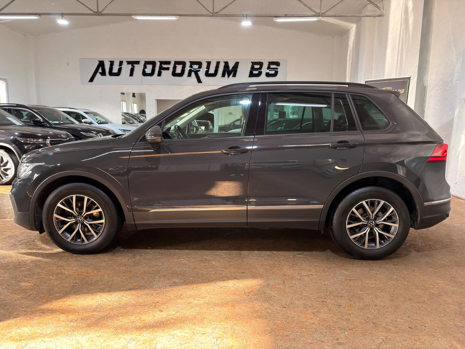 Volkswagen Tiguan Life 2.0TDI DSG/SHZ/ACC/LED/PDC/17", миниатюра 2