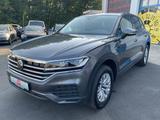 Volkswagen Touareg 3.0 TDI 4Motion LED AHK ACC Kamera Navi - gebrauchte VW Touareg aus dem Jahr 2023
