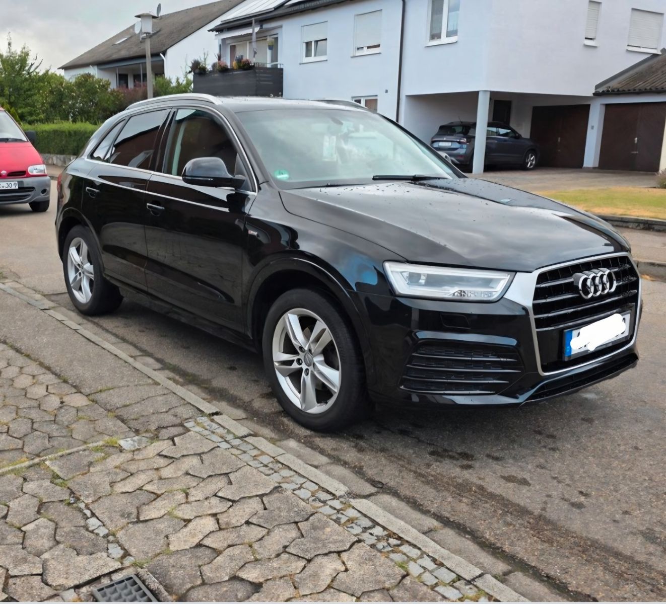 AUDI Q3 2.0 TDI quattro sport sport