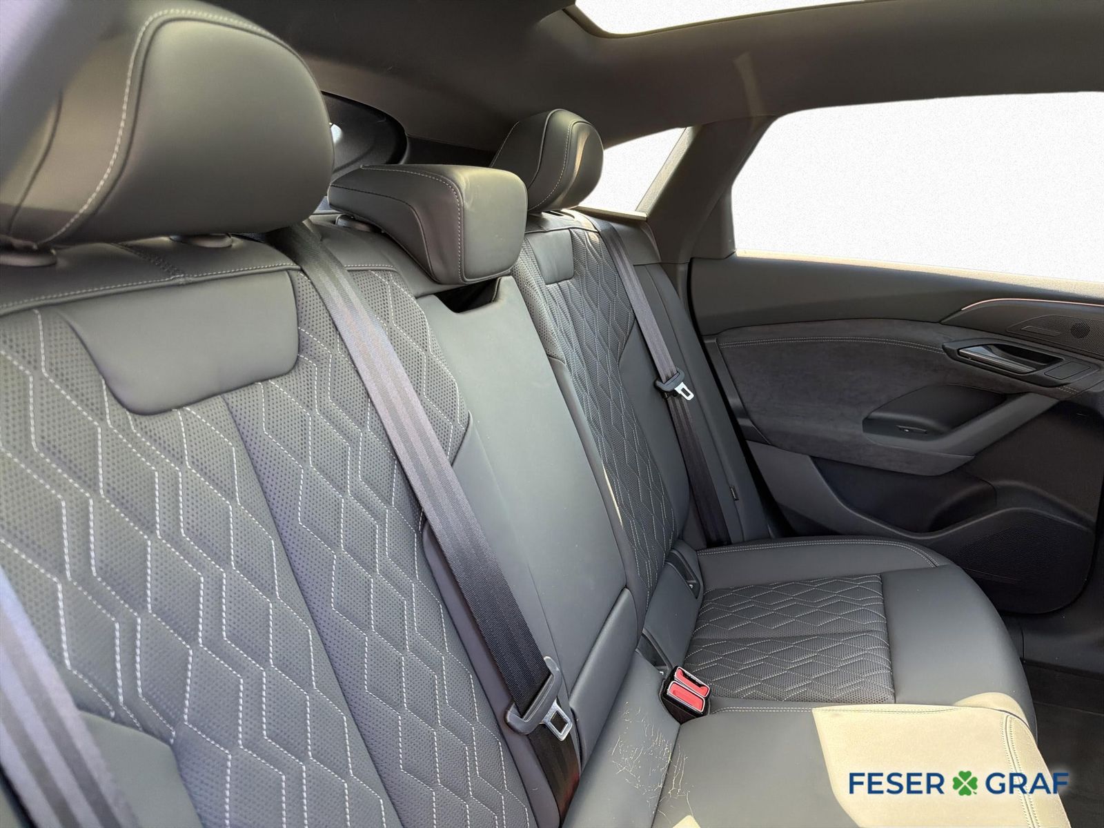 Audi S6 e-tron - Bild 16