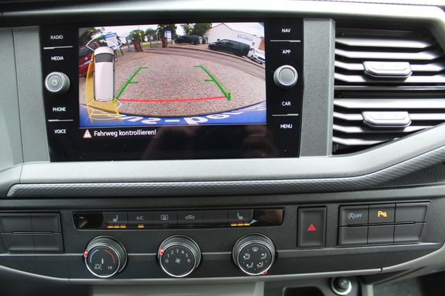 Volkswagen T6.1 Kasten Kombi 150PS DSG LED Navi ALU Extras