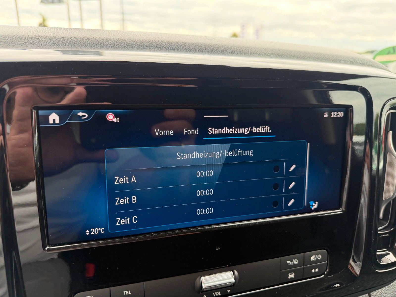 Fahrzeugabbildung Mercedes-Benz Vito 119 CDI 4x4 Extral AHK 2,5to Stdheiz LED