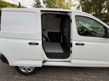 Volkswagen Caddy - 12