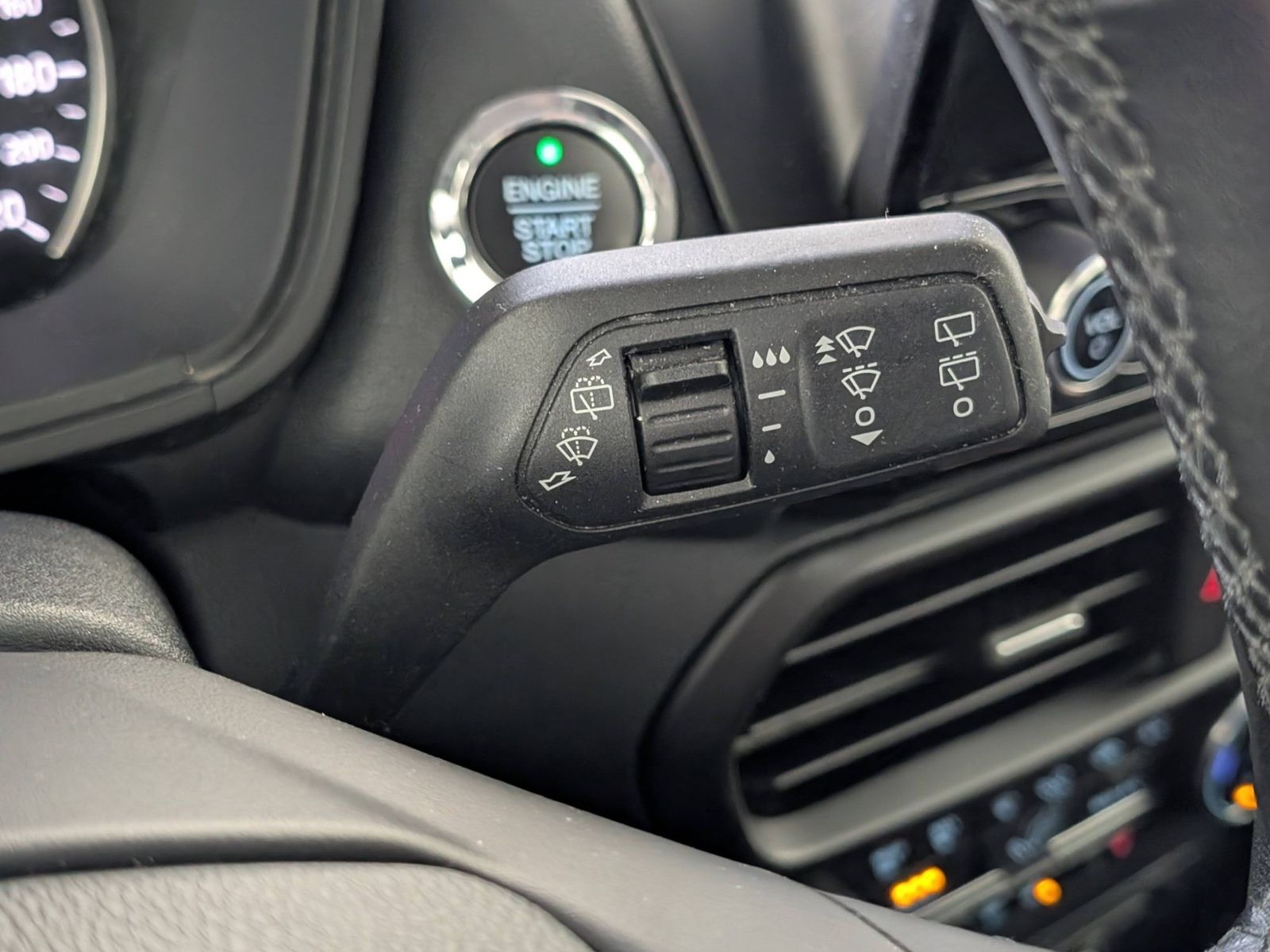 FORD EcoSport 1.0 EcoBoost Titanium Navi B&O – Bild 35