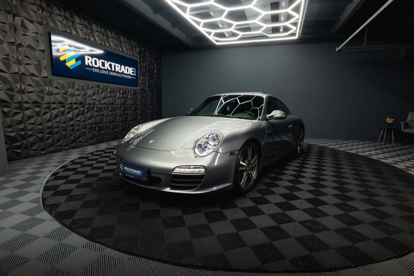 Fahrzeugabbildung Porsche 997.2 911 Carrera S Coupe Sport Chrono+ Bi-Xenon