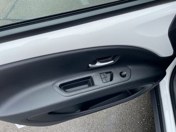 Toyota Aygo X 1.0 Play *ACC*CAM*CARPLAY*DAB*KLIMA*TEL*