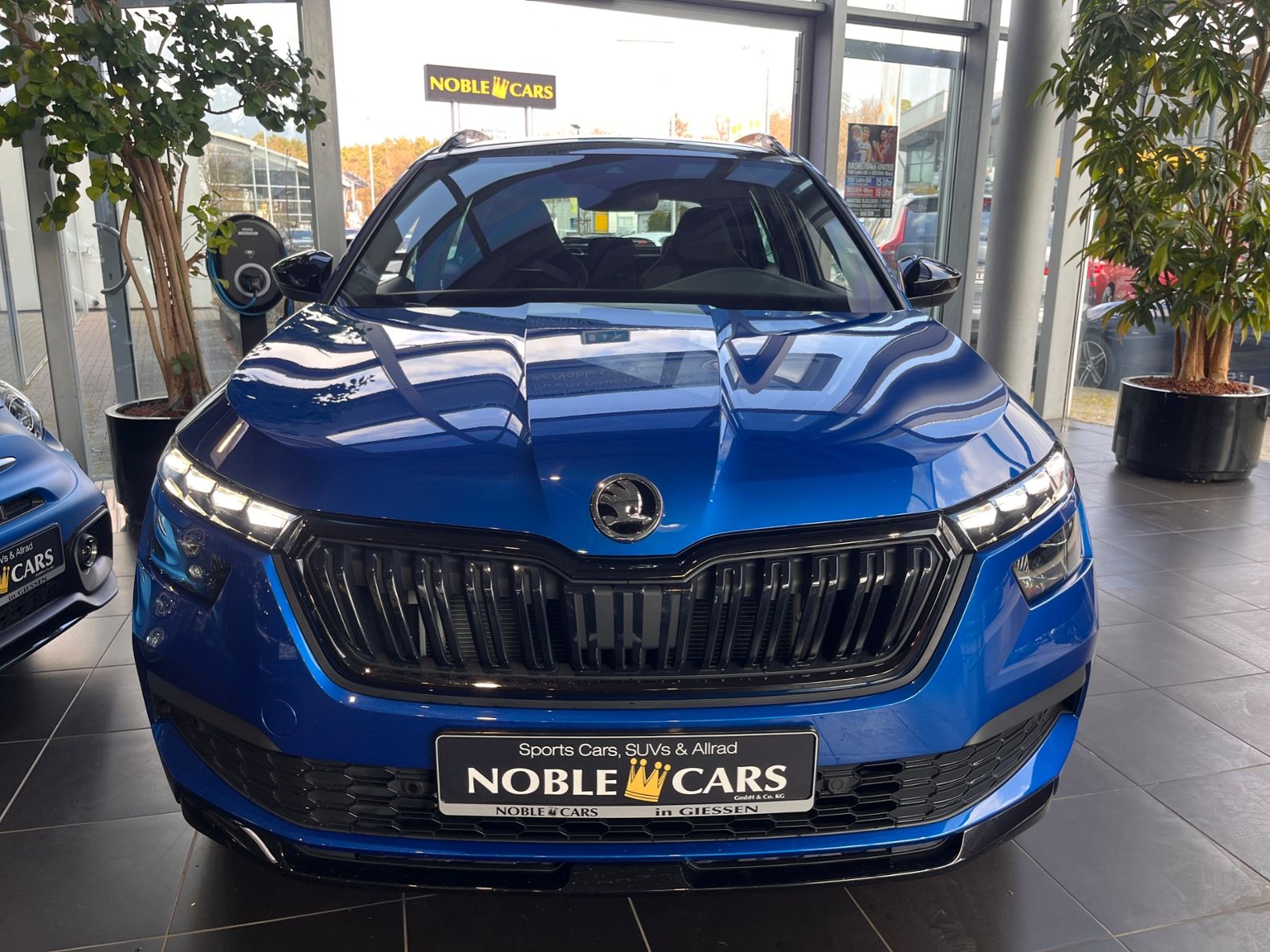Fahrzeugabbildung SKODA Kamiq Monte Carlo AHK PANO ACC LED