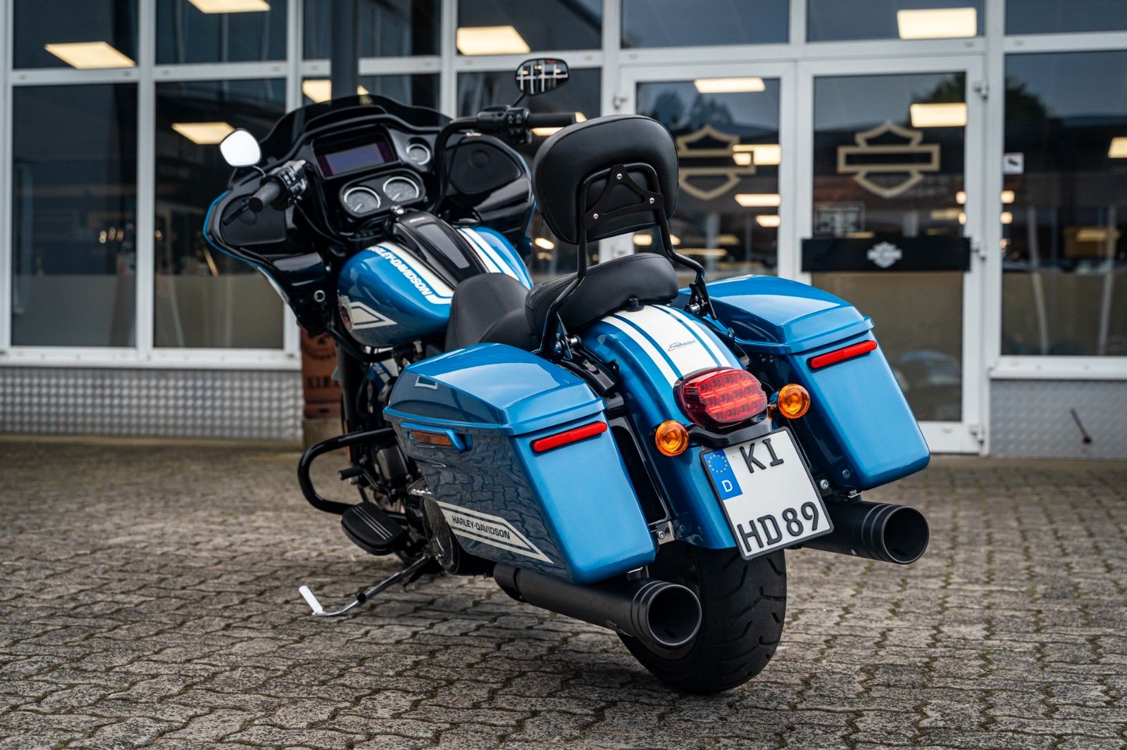 Fahrzeugabbildung Harley-Davidson FLTRXST Road Glide ST "Fast Johnnie" - Custom