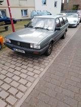 Volkswagen Passat 32b TÜV neu  - Volkswagen Passat: Kombi, 32b