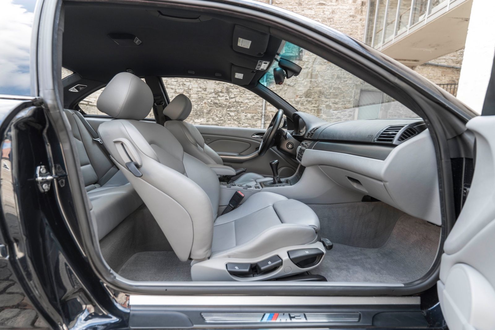 Fahrzeugabbildung BMW M3 E46 COUPE H&K SZH BIXENON TEMPOMAT SCHALTER