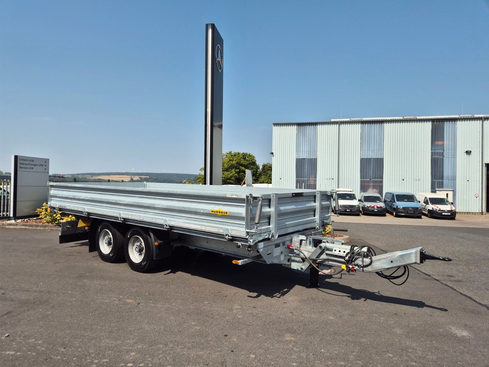 Fahrzeugabbildung Humbaur HTK 115524 Dreiseitenkipper vollverzinkt