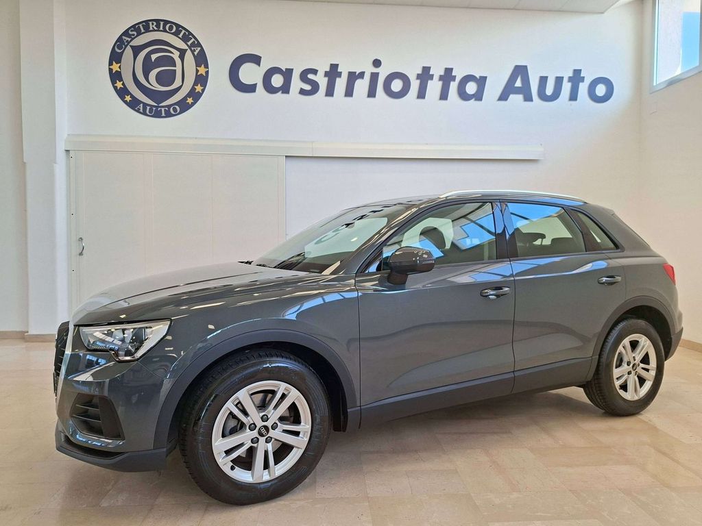 Image of Audi Q3