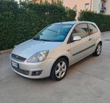 Ford Fiesta 1.2 16V 3p. Ghia - Ford Fiesta aus 2007: Ghia