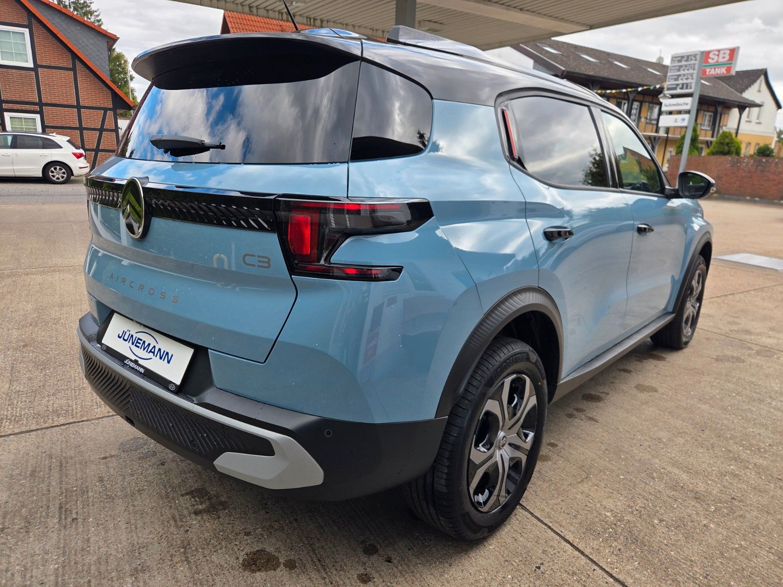Citroën C3 Aircross Hybrid 145 PLUS imagem 3