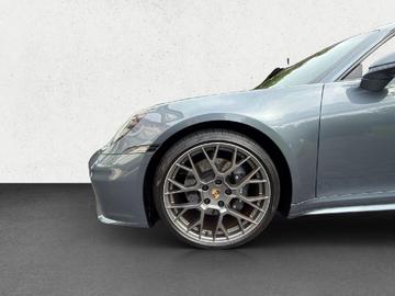 صورة 9 لـ 2025 Porsche 911 URMODELL