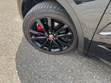 Jaguar E-Pace D240 R-DYNAMIC SE 4WD Auto R-DYNAMIC SE - Jaguar: 4.2