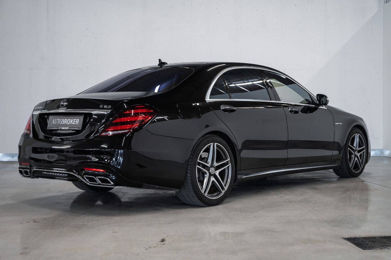 Mercedes-Benz S 63 AMG